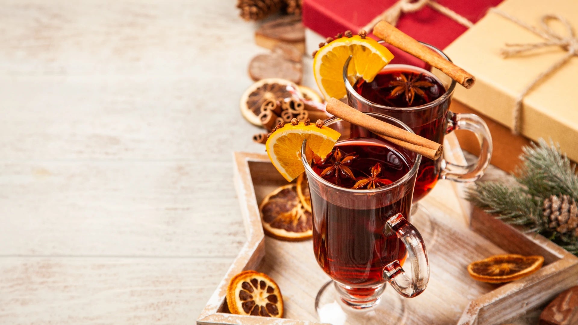 10 Cocktails With a Christmas Twist