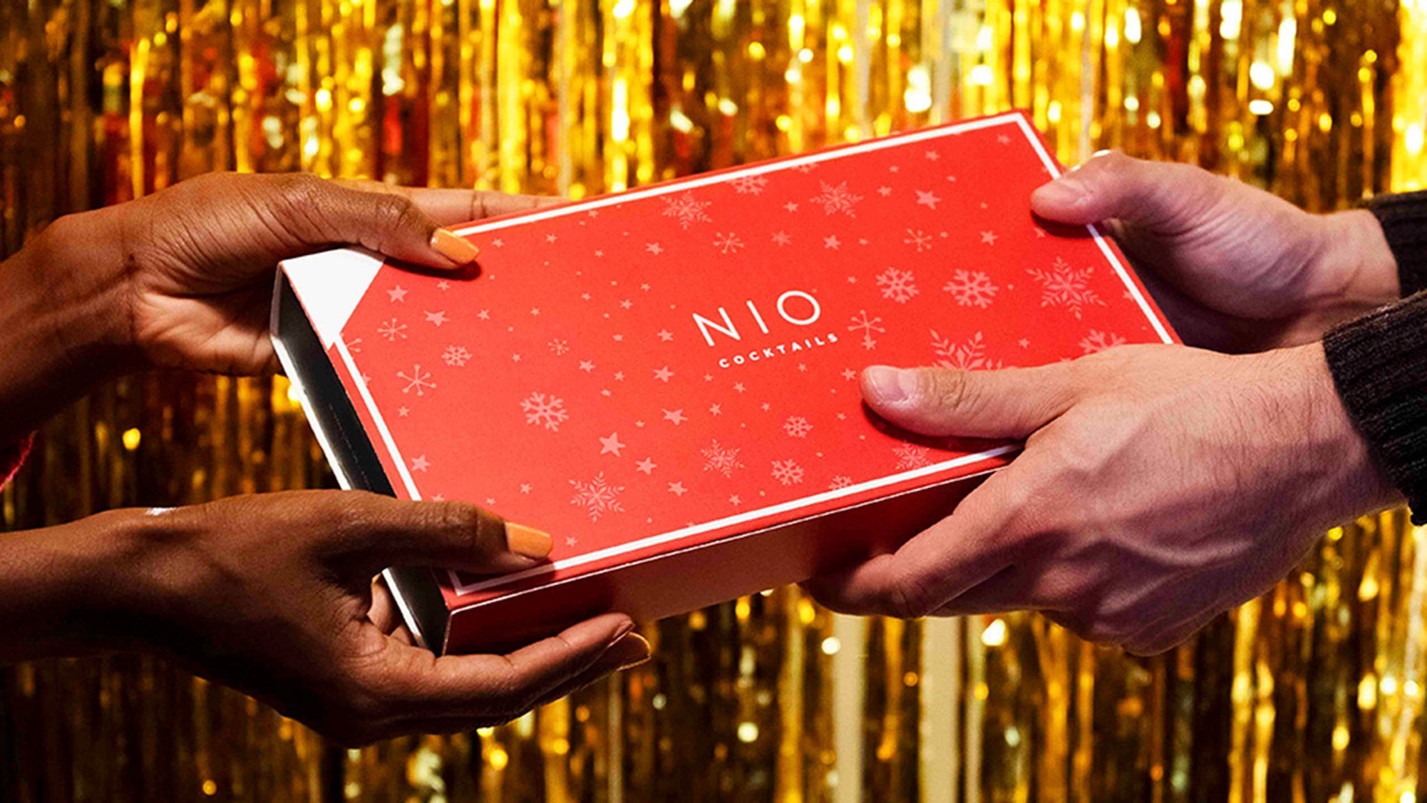 X Host & Hostess Gift Ideas | Dinner Party Gifts | NIO Cocktails